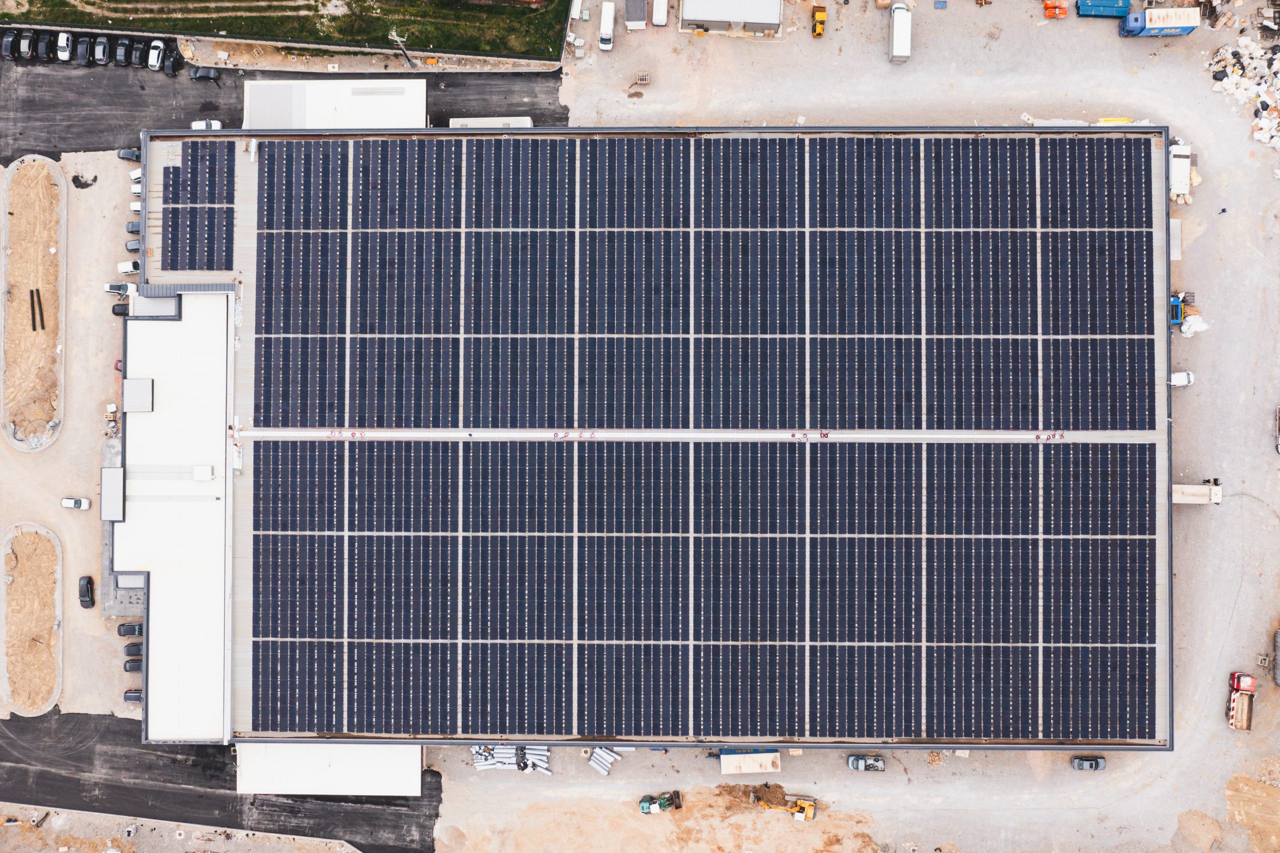 2MW rooftop solar for manufacturing facility in North Macedonia with 450W full black PV Modules